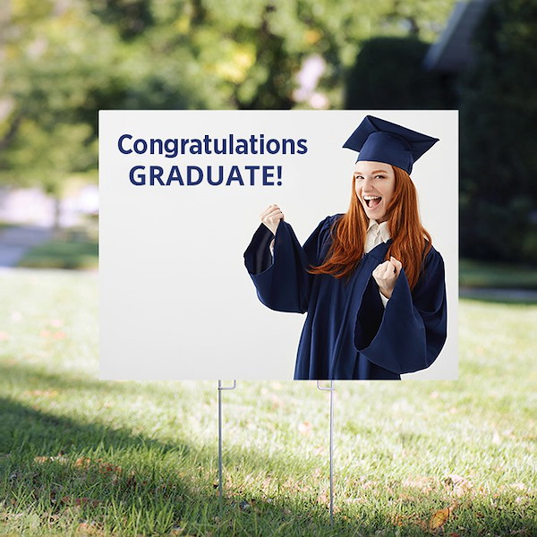 Extra Large Blue Graduation Caps, Diplomas and Signs Yard Card Flair S